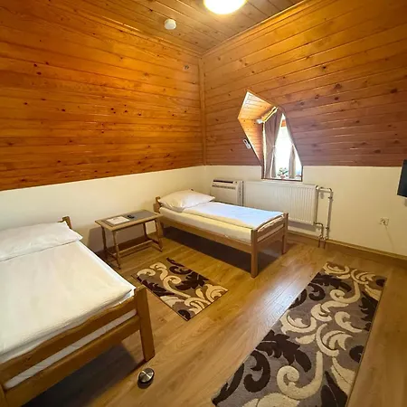 Csaladfa Vendeghaz Guest house Sagvar