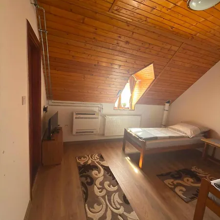 Guest house Csaladfa Vendeghaz *